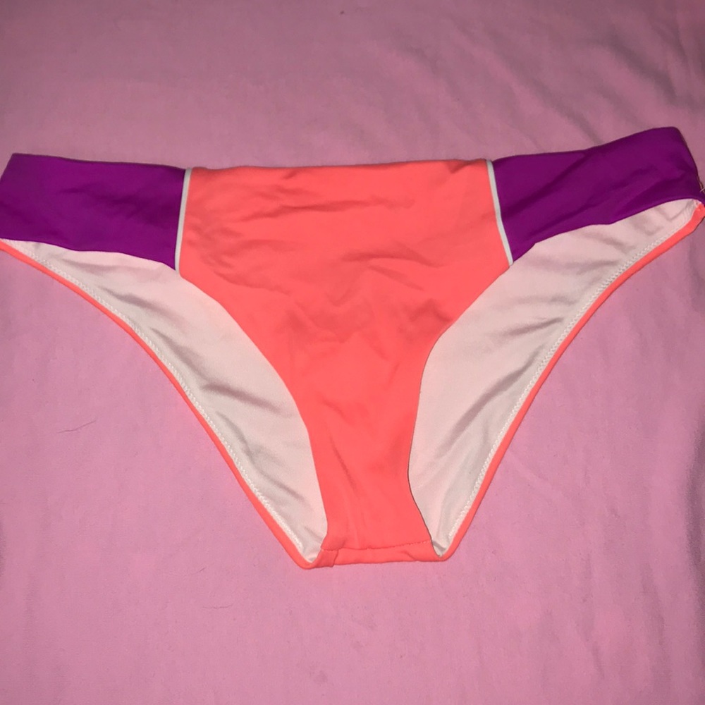 NWOT VS bikini bottom